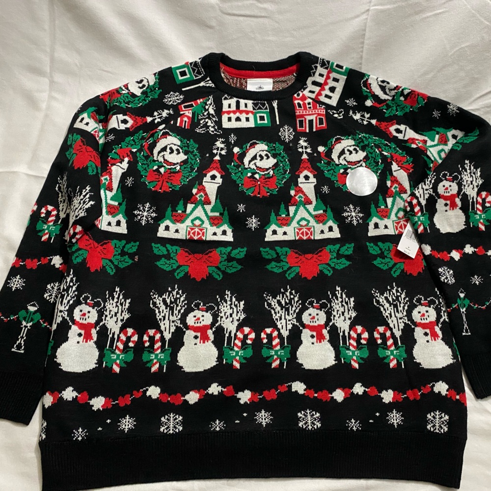 Disney Black and Red light up Christmas Sweater w Snowman Design